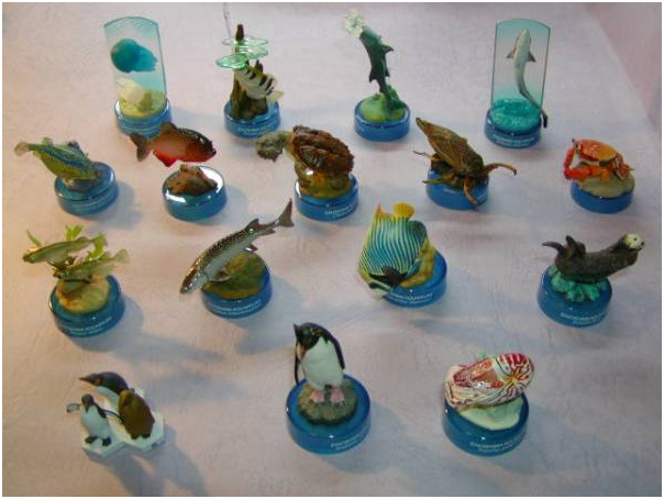 �������  � �������  Kinder surprise