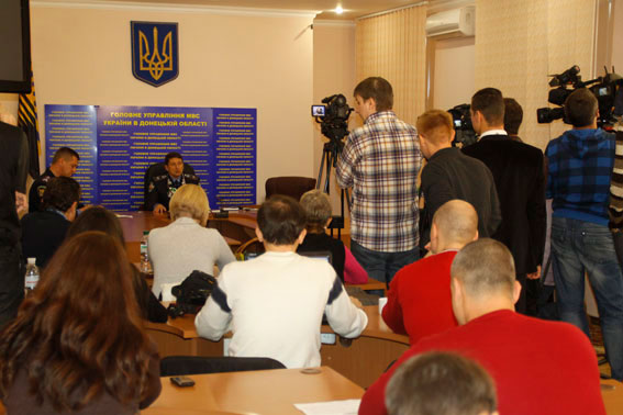 начальник главка Роман Николаевич Романов провел пресс-конференцию начальник главка Роман Николаевич Романов провел пресс-конференцию