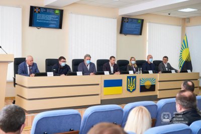 Руководство Донецкой облгосадминистрации приняло участие в учениях Руководство Донецкой облгосадминистрации приняло участие в учениях